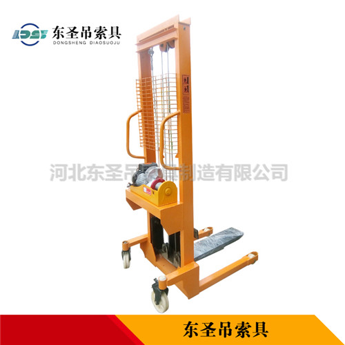 半電動液壓手動搬運車側面產(chǎn)品展示--河北東圣吊索具制造有限公司--液壓堆高車|手動叉車|小型攪拌機|石材夾具